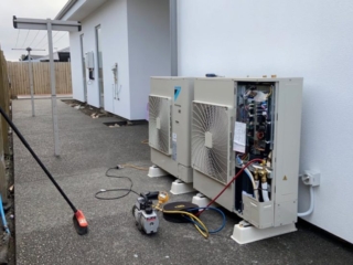 Hiko Heating - Outdoor fan installation